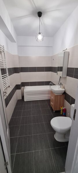 Popesti Leordeni - Drumul Fermei